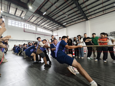聚力展技能风采 "绳"采铸匠心未来——千亿体育在线2025年师生拔河比赛激情开赛