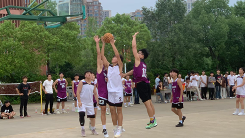 航空工程系篮球队奋勇拼搏，斩获千亿体育在线“欢送杯”篮球赛第四名